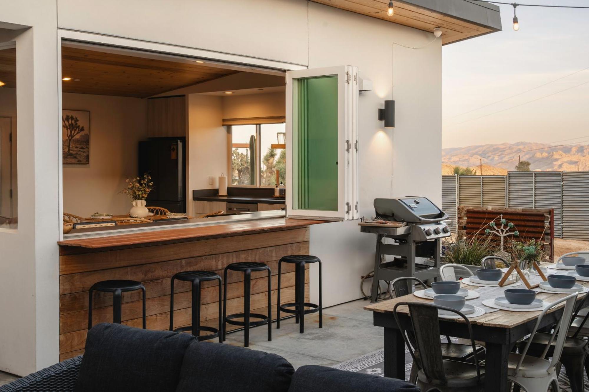 Ventana Cove Pickleball Retreat Yucca Valley Exterior photo